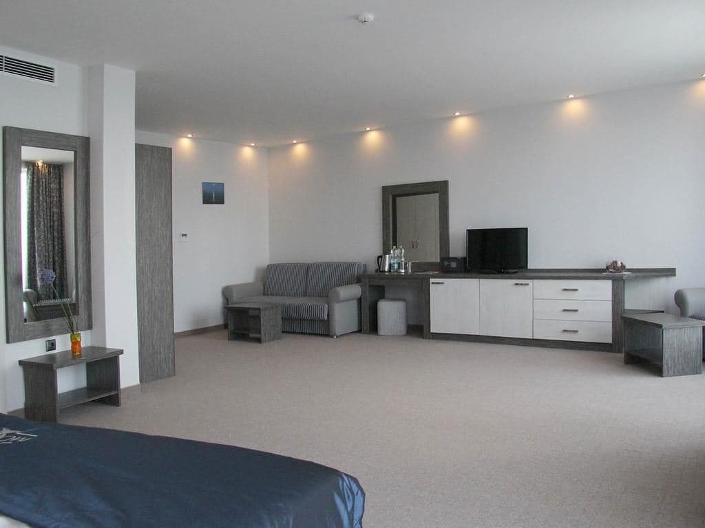 rooms-standard-studio-seaview-balcony-or-terrace