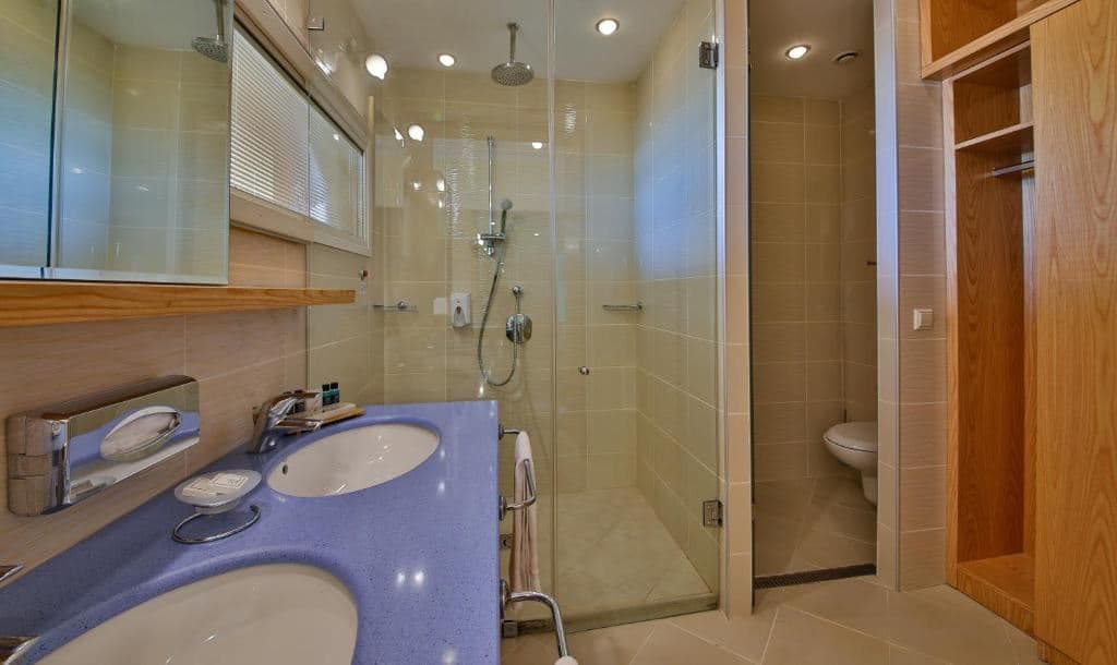 rooms-twin-standard-room-balcony-or-terrace-low-cost