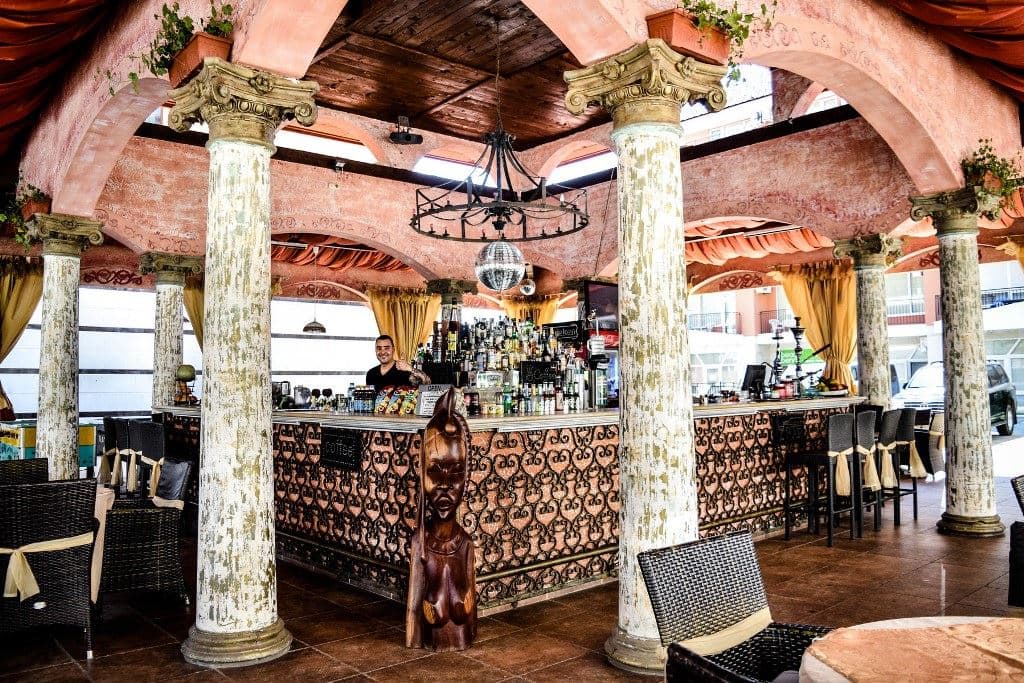 bars-pool-bar