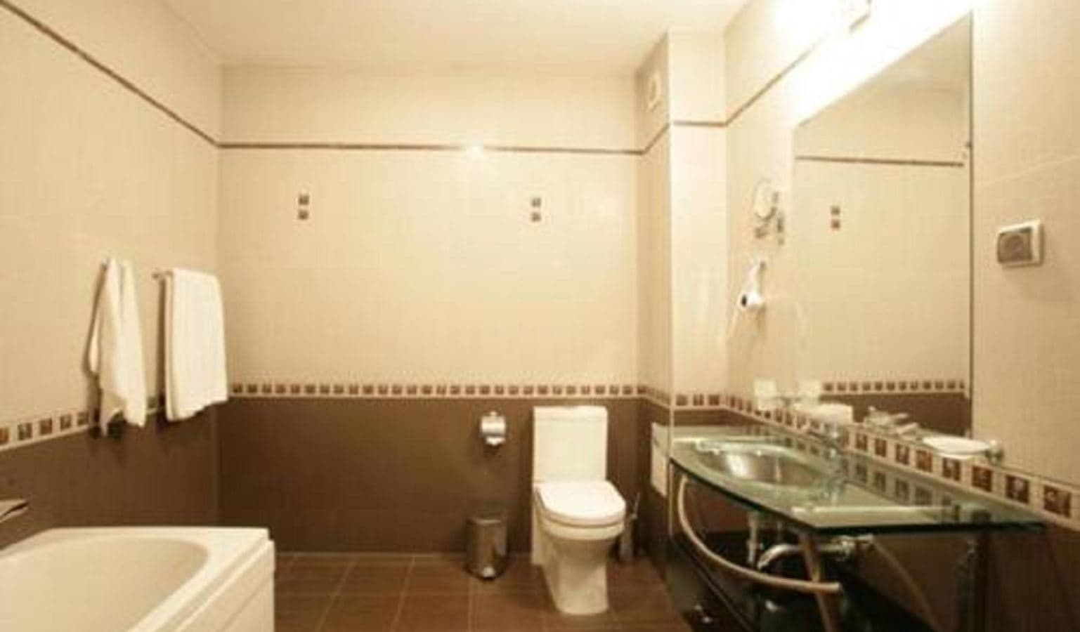 rooms-1-bedroom-standard-apartment-balcony-or-terrace