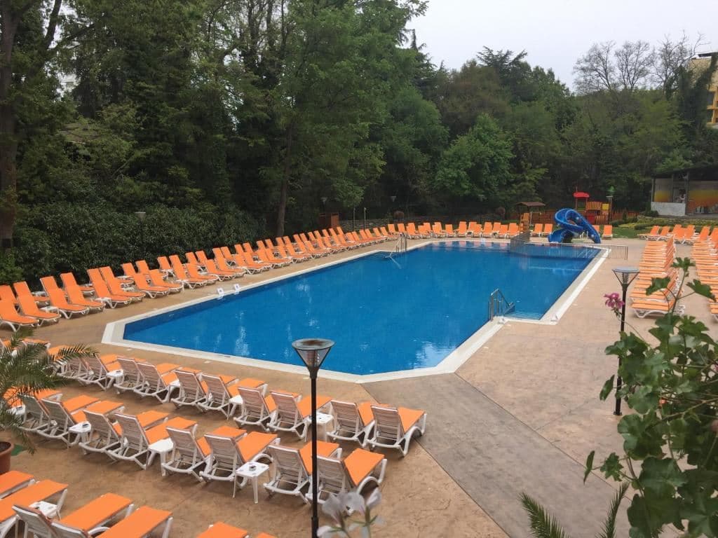 pools-pools