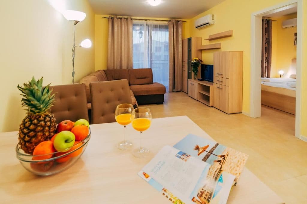 rooms-standard-apartment-balcony