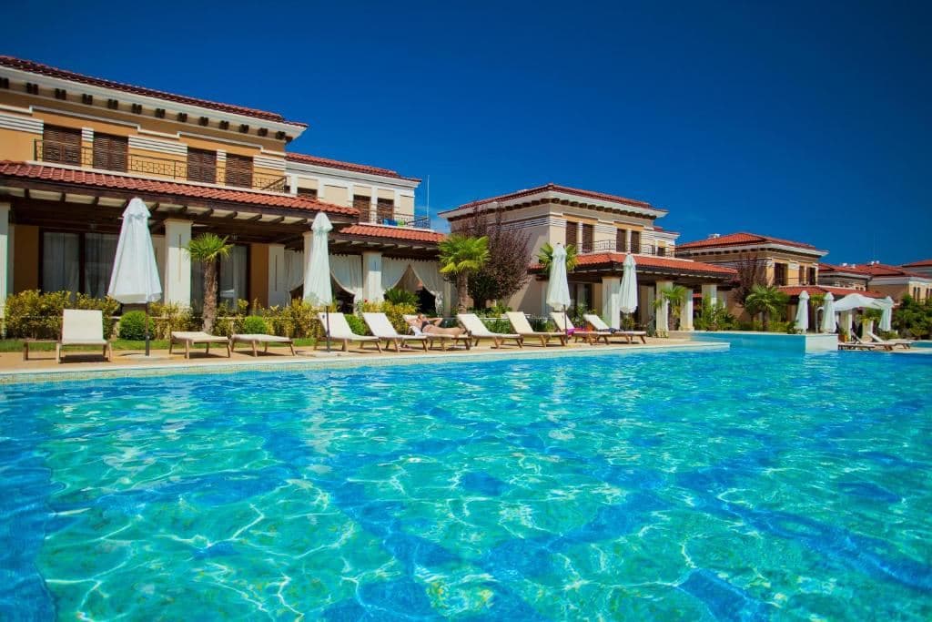 pools-pools