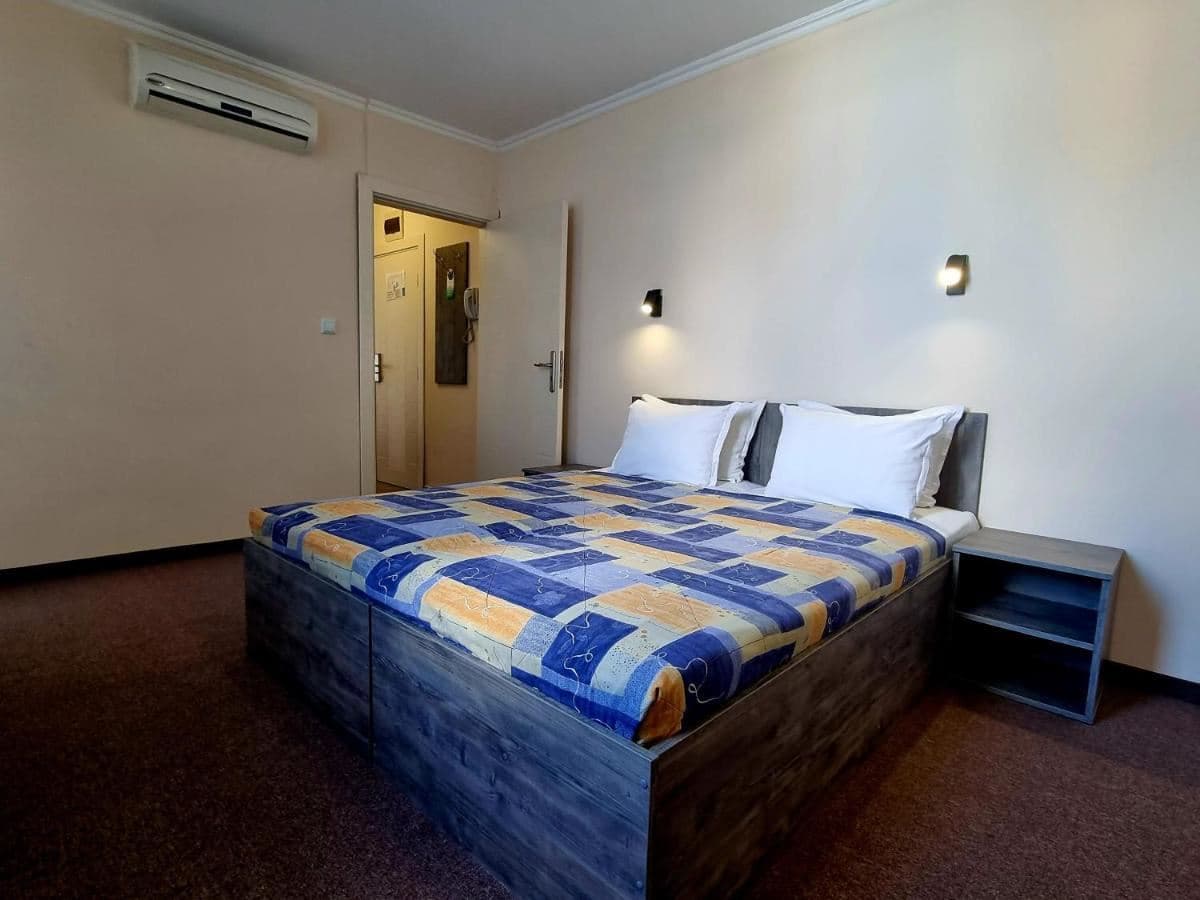 rooms-family-room