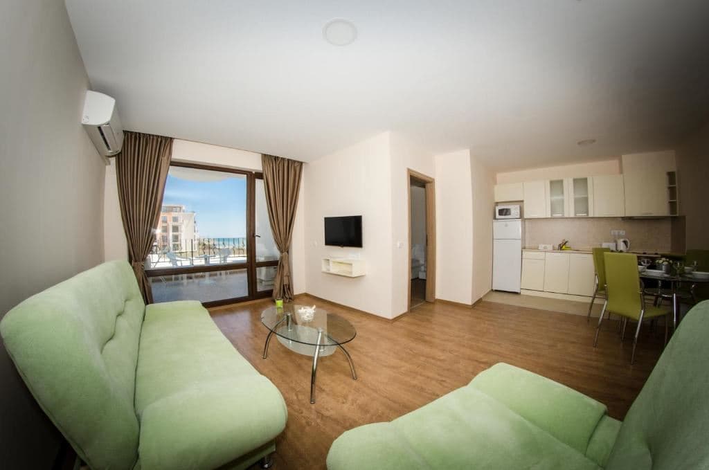 rooms-2-bedroom-standard-apartment-balcony-or-terrace