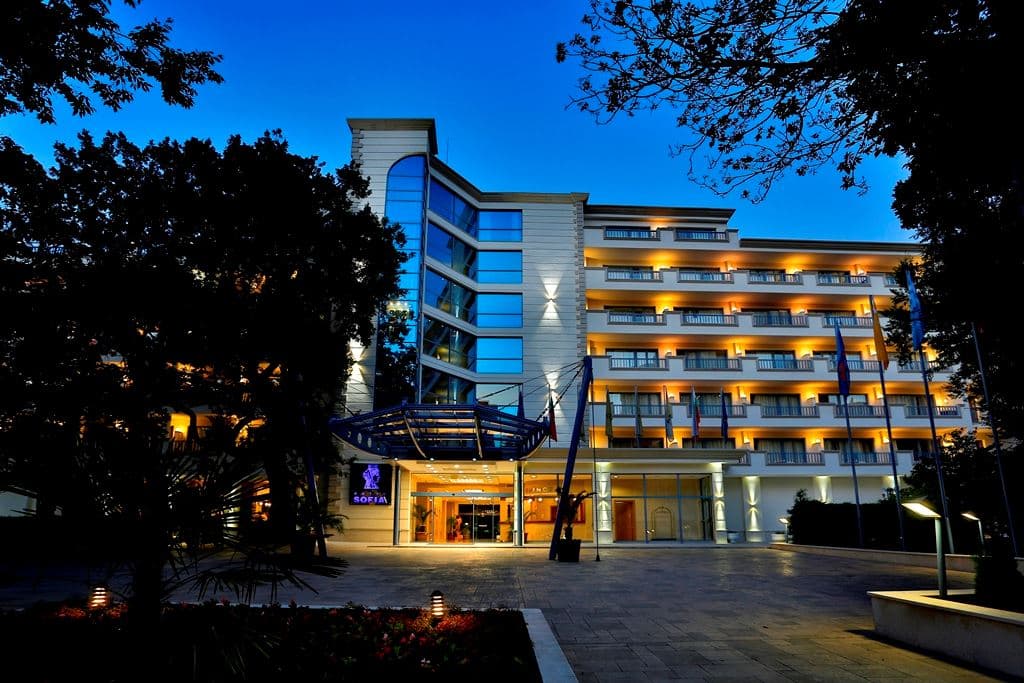 general-main-building