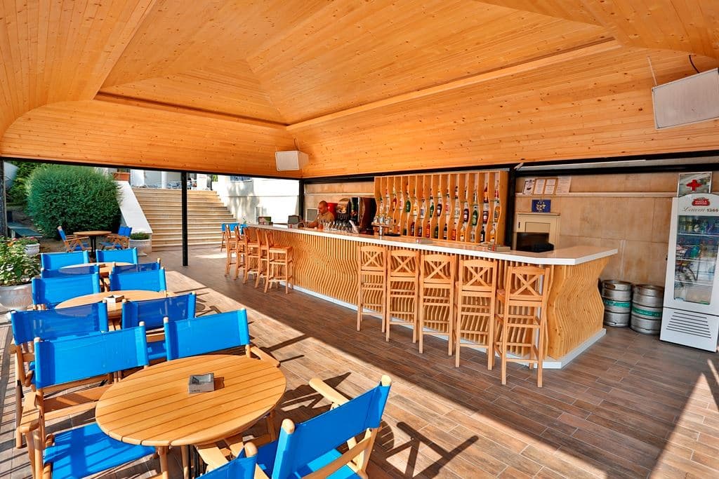 bars-pool-bar
