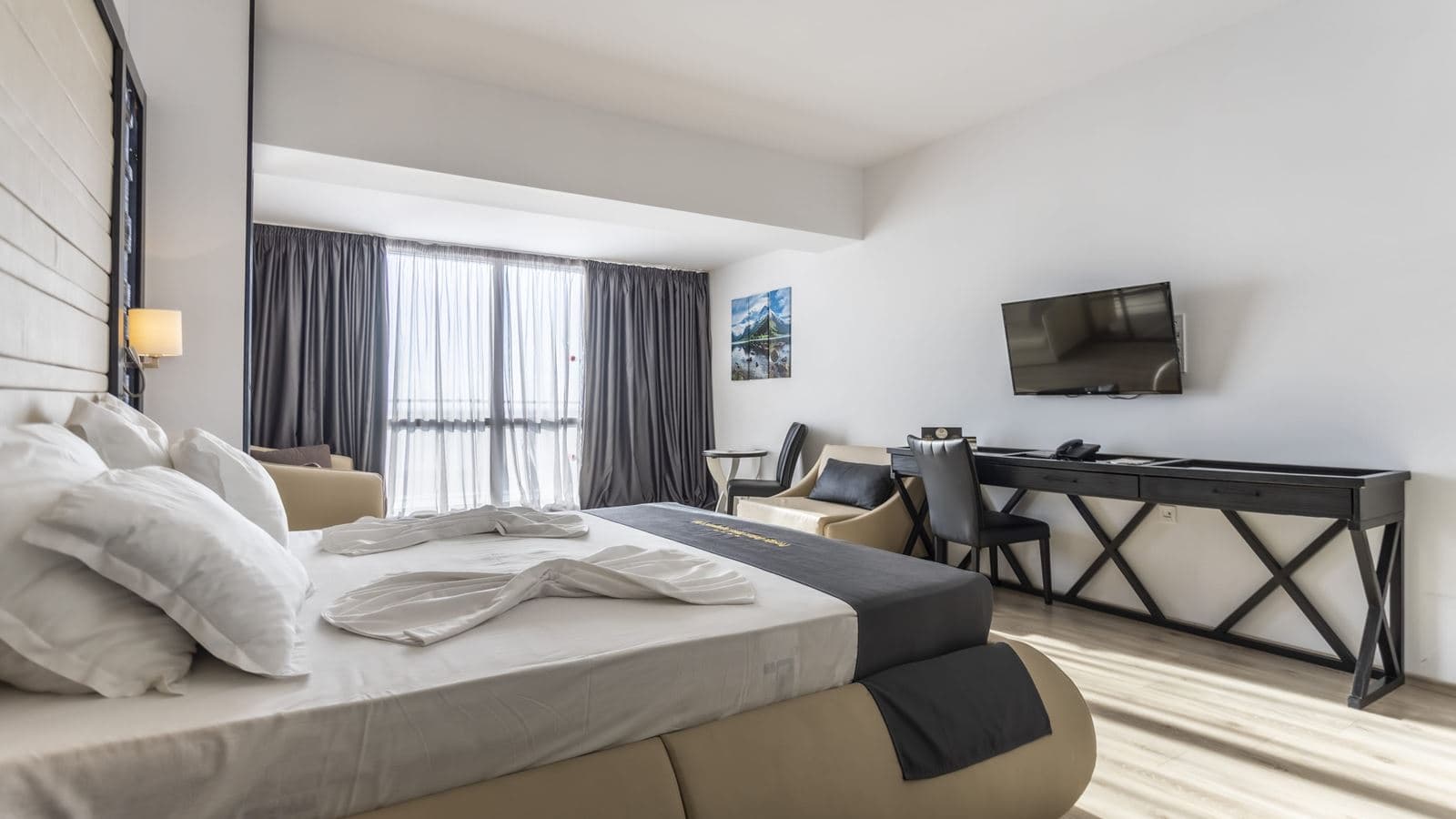 rooms-premium-room
