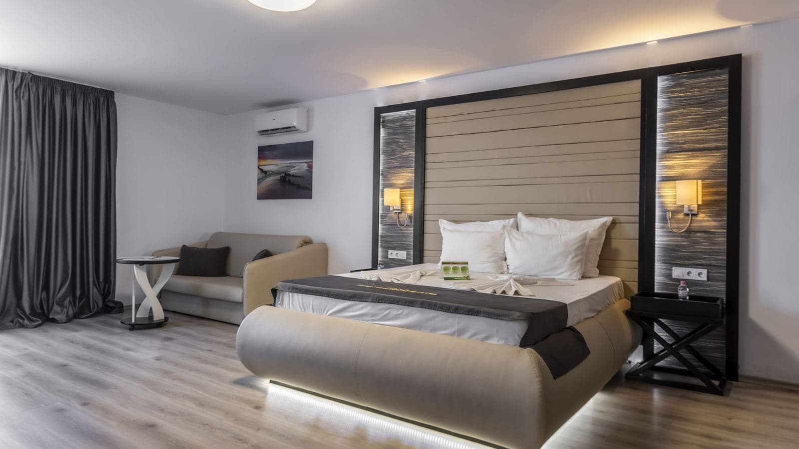 rooms-premium-room
