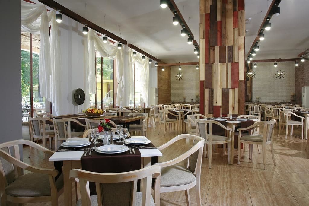 restaurants-restaurants