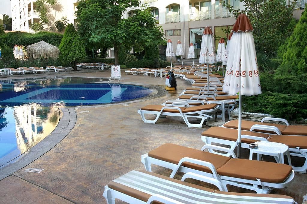 pools-pools
