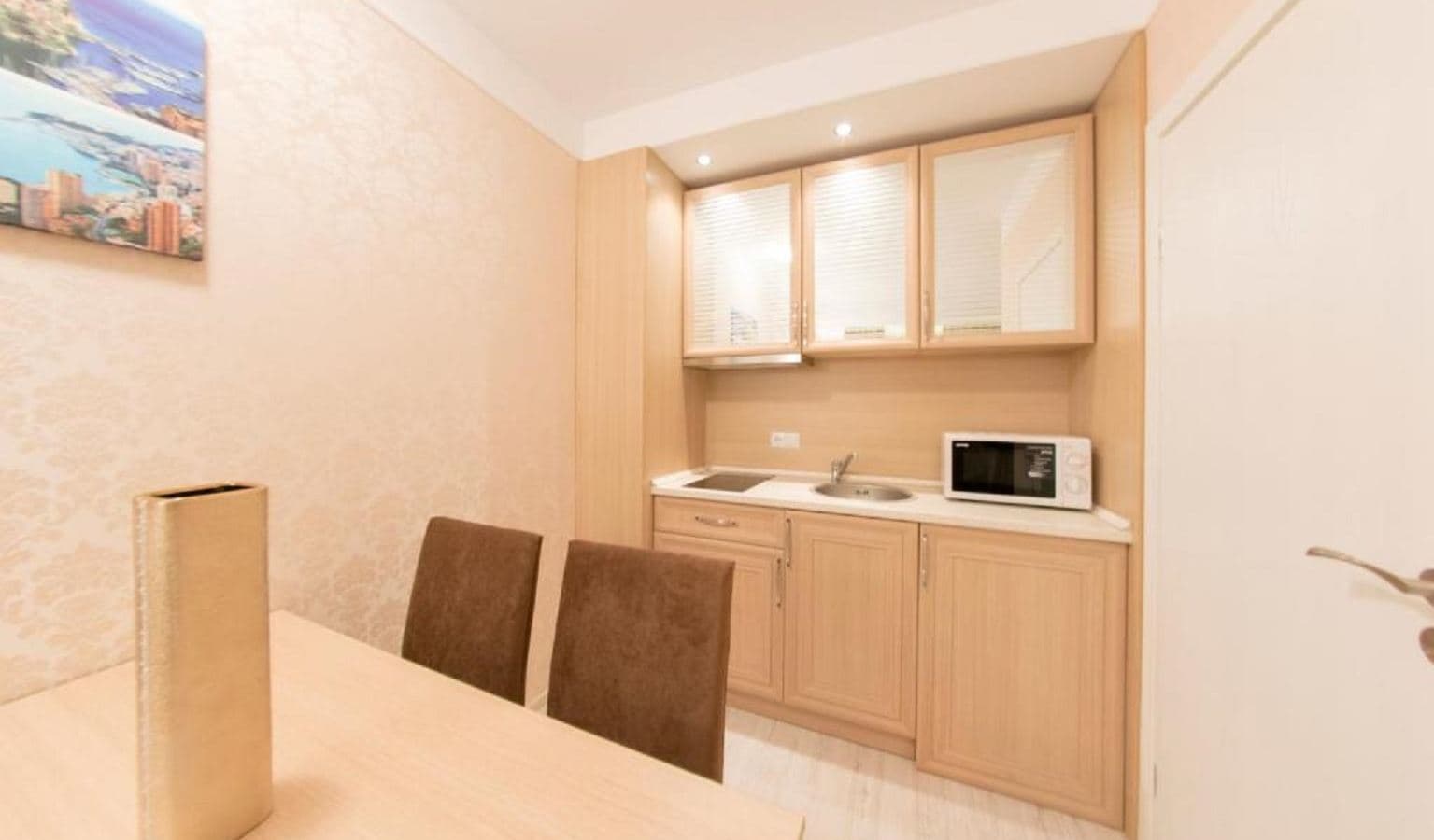 rooms-standard-studio-balcony