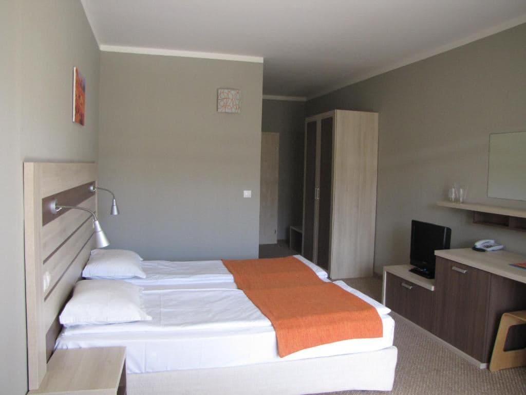 rooms-standard-room-balcony-or-terrace