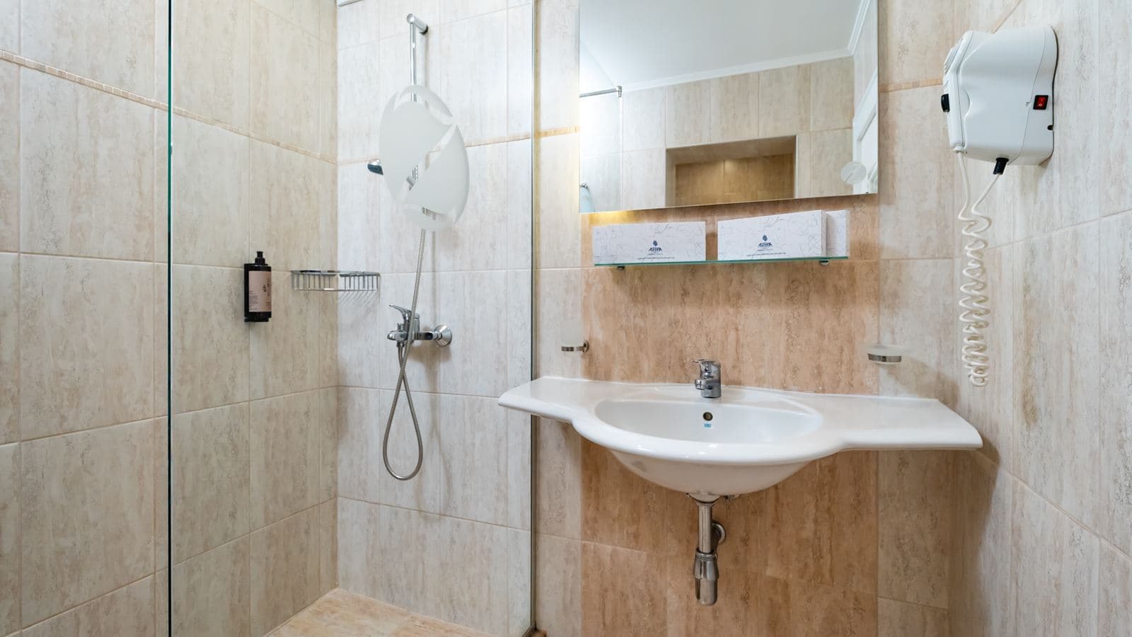 rooms-family-room