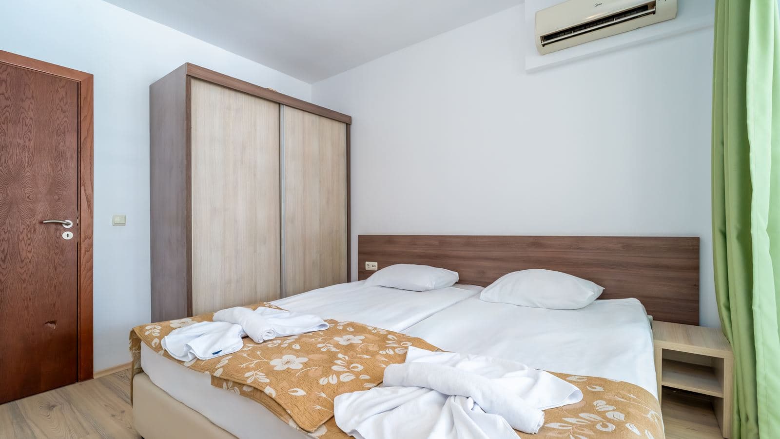 rooms-junior-suite