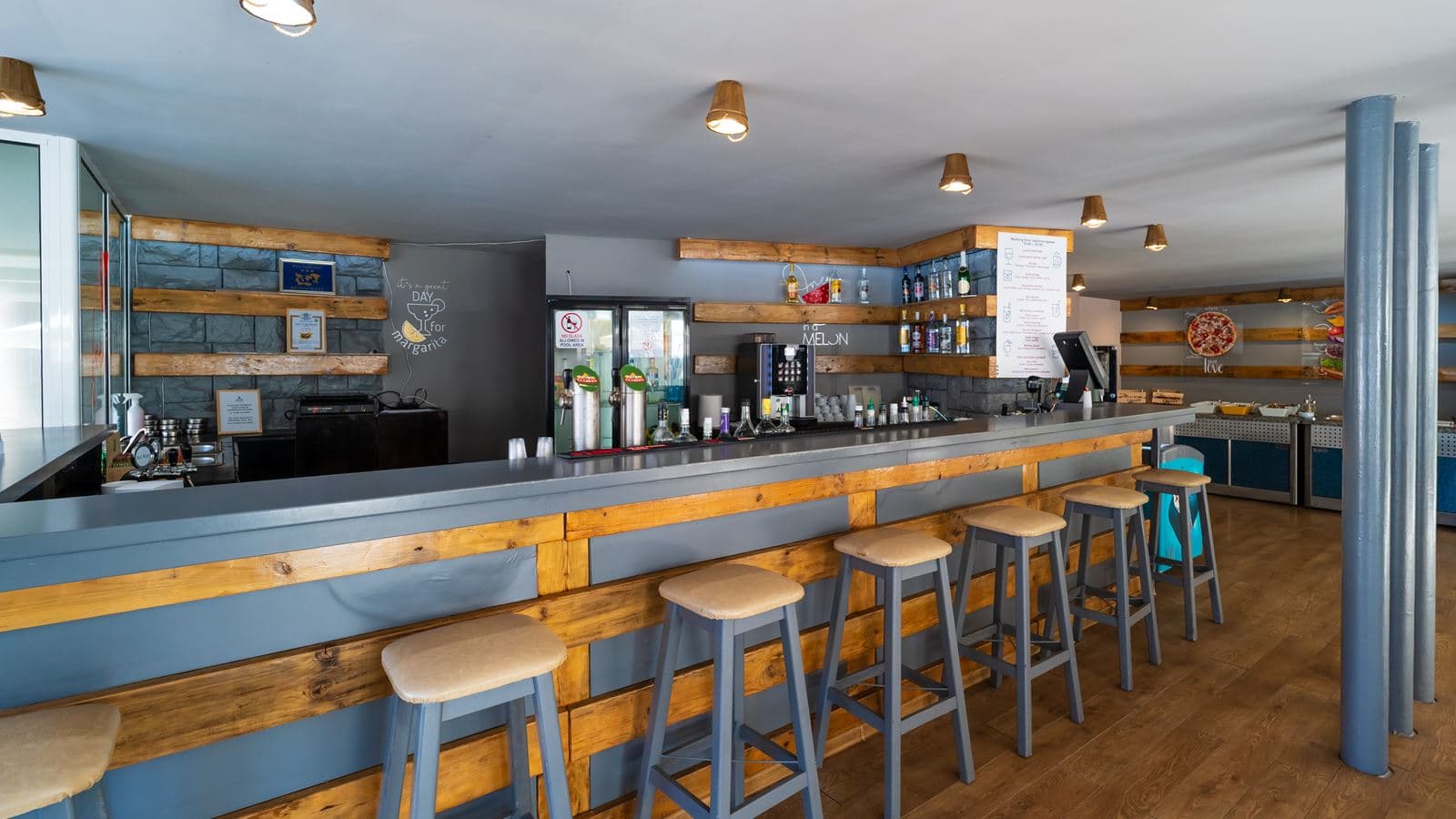 restaurants-snack-bar