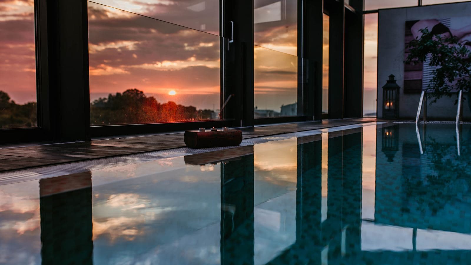 pools-indoor-pool