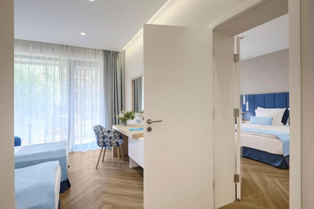 rooms-2-connectingrooms-standard-room-park-view