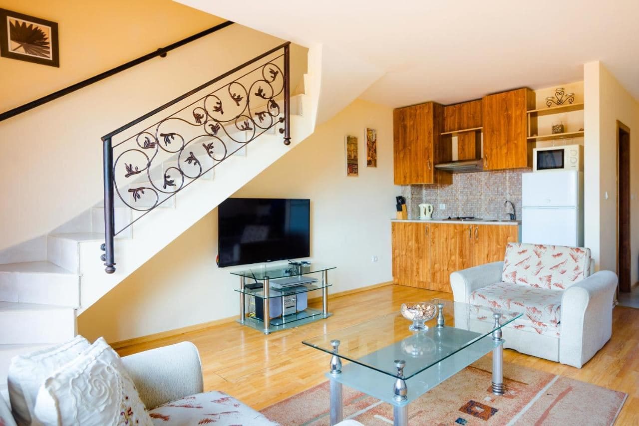 rooms-2-bedroom-standard-apartment-balcony