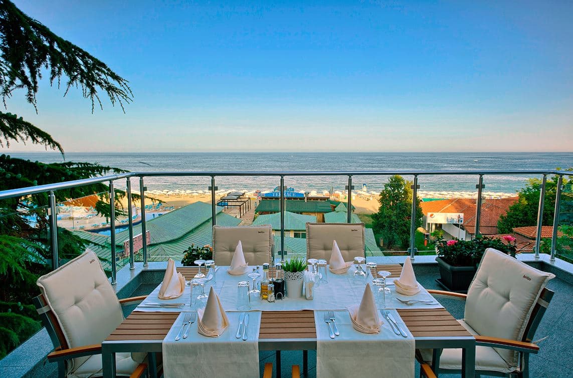 restaurants-a-la-carte-restaurant