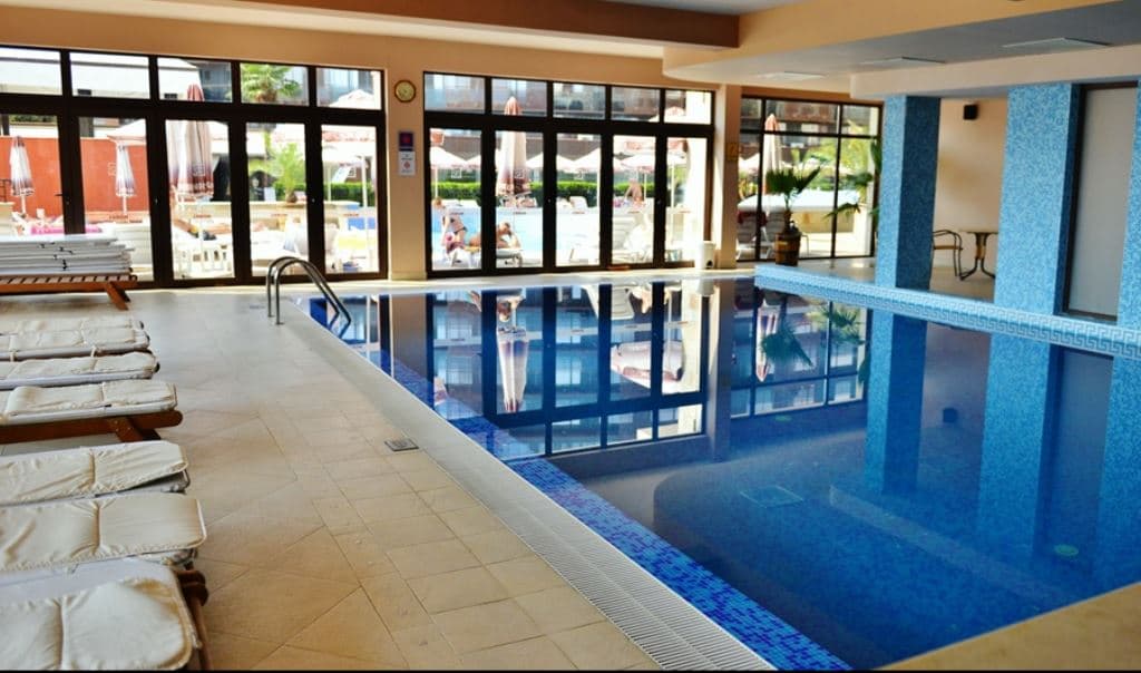pools-indoor-pool