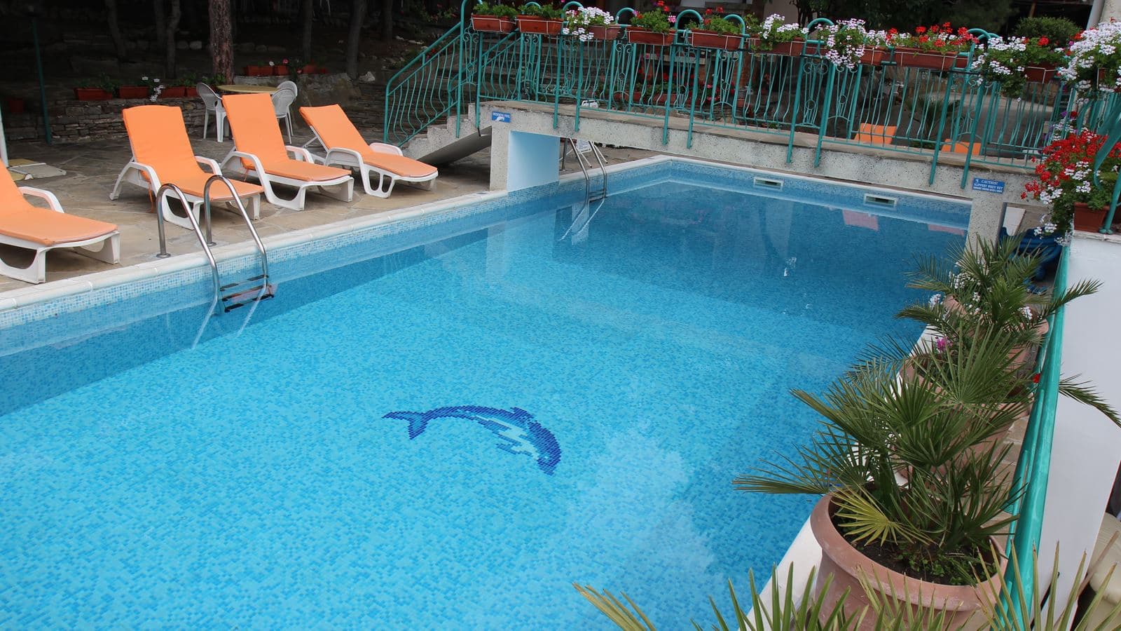 pools-pools