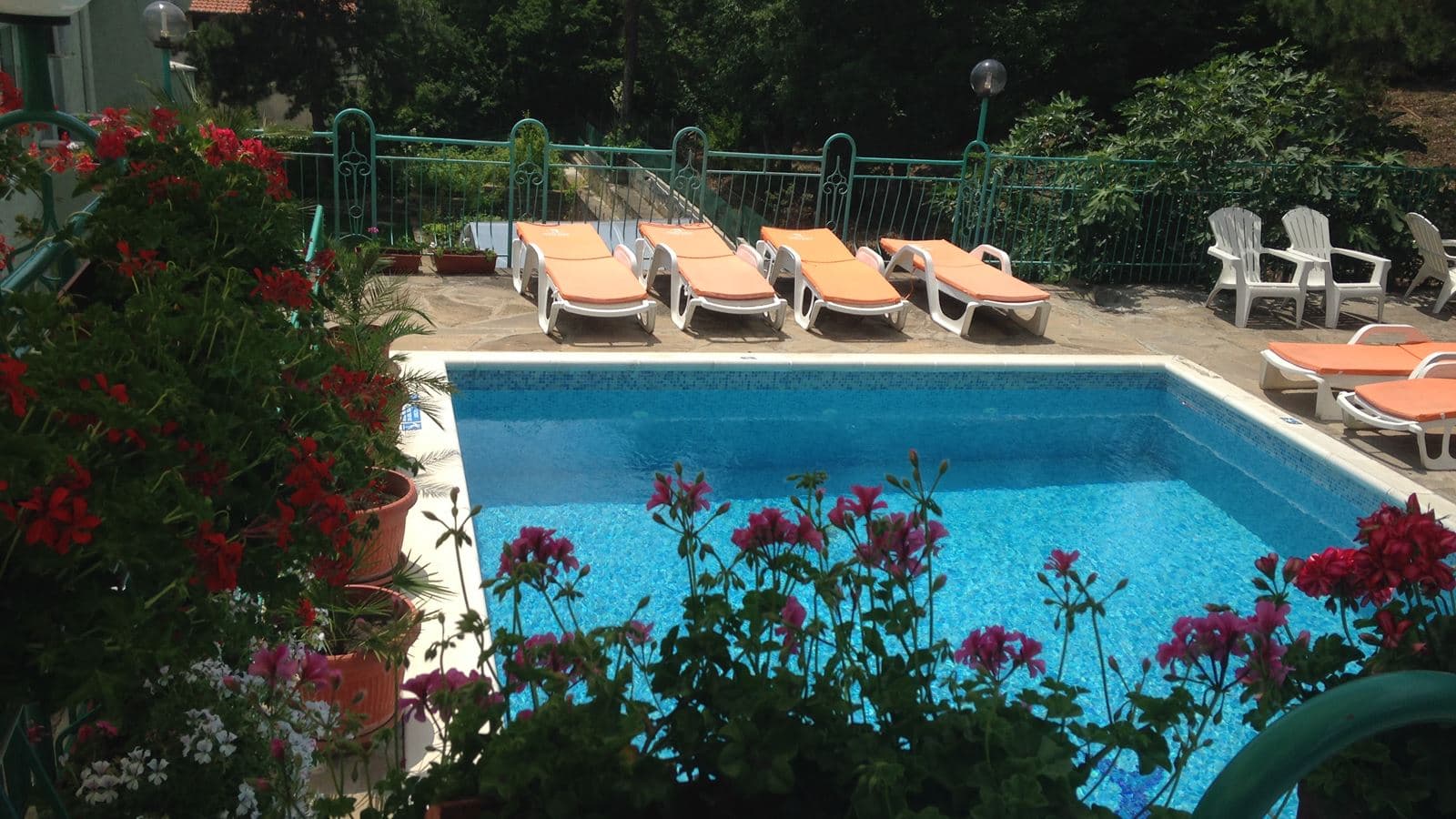 pools-pools
