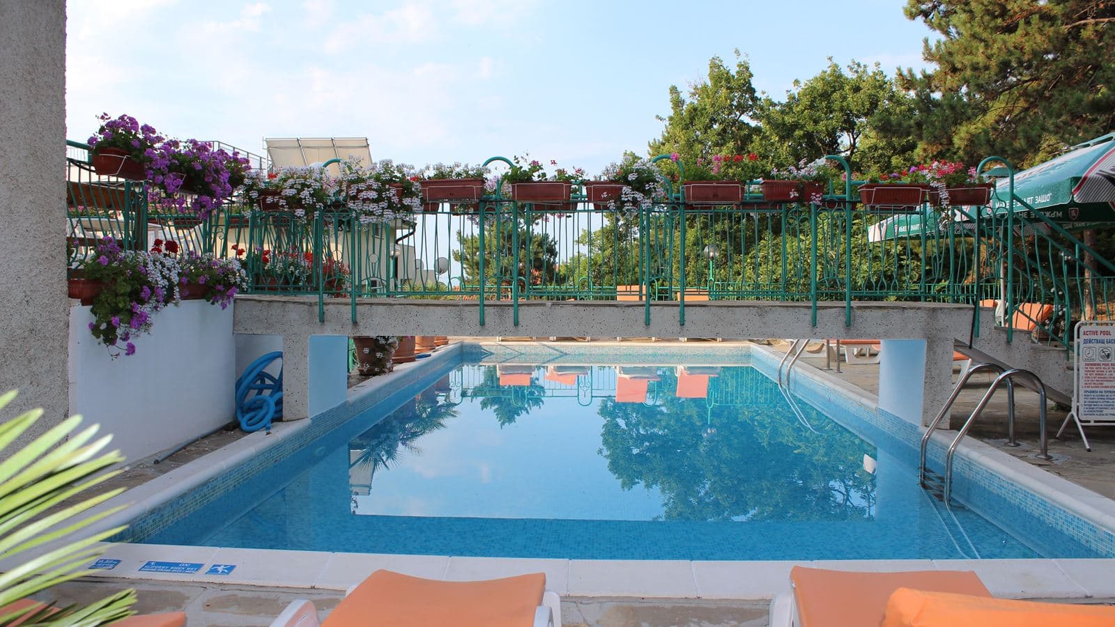 pools-pools
