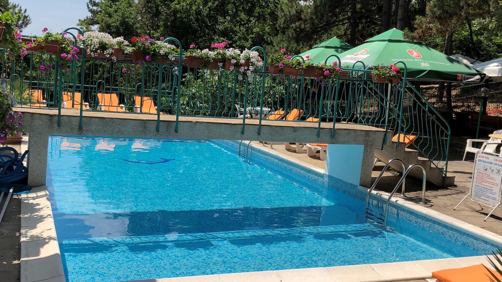 pools-pools