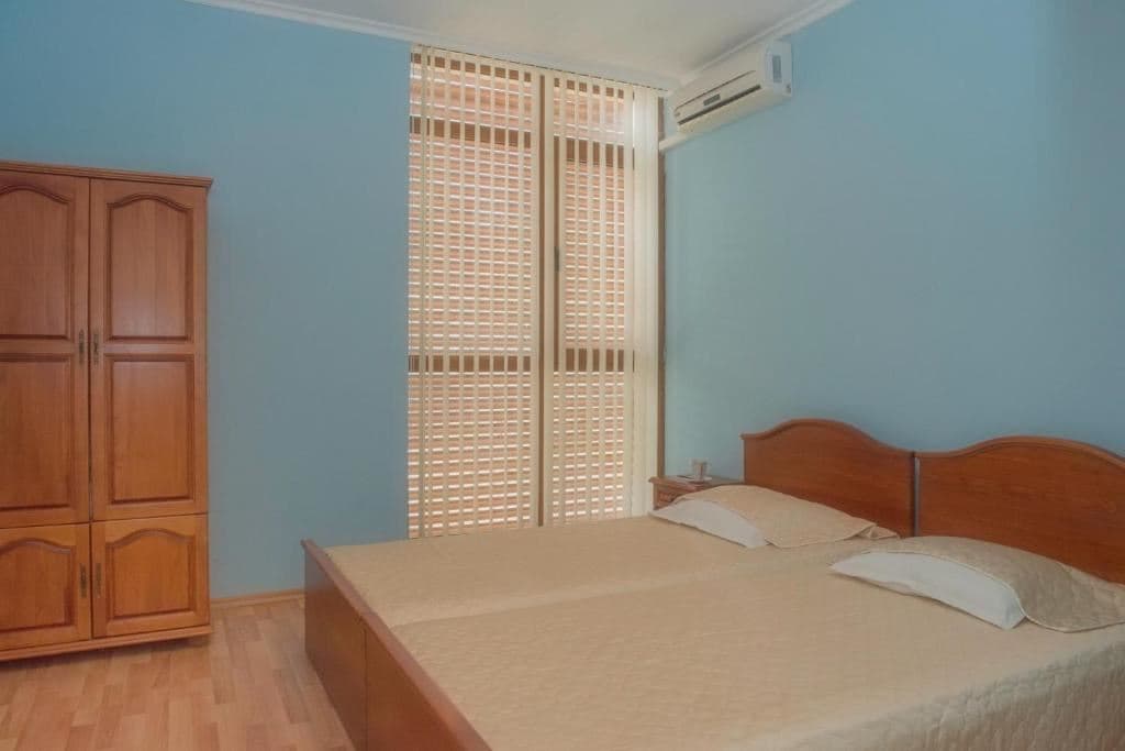 rooms-2-bedroom-standard-apartment-balcony