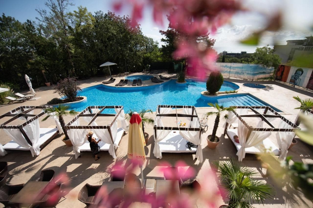 pools-pools