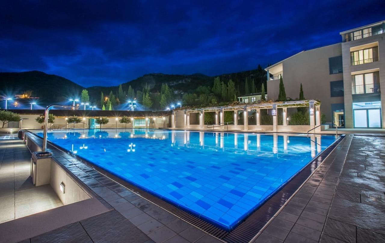 pools-pools