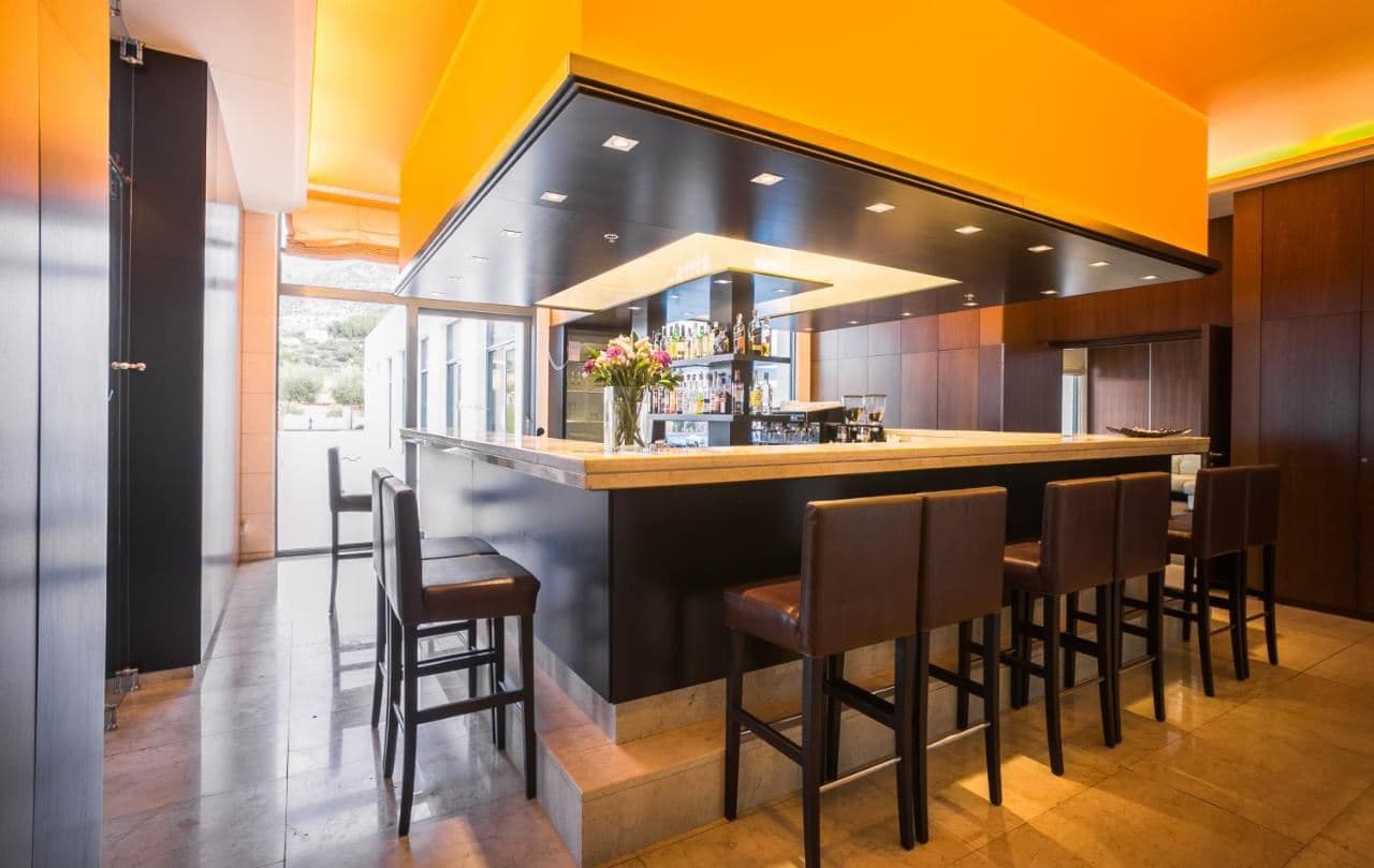 bars-lobby-bar