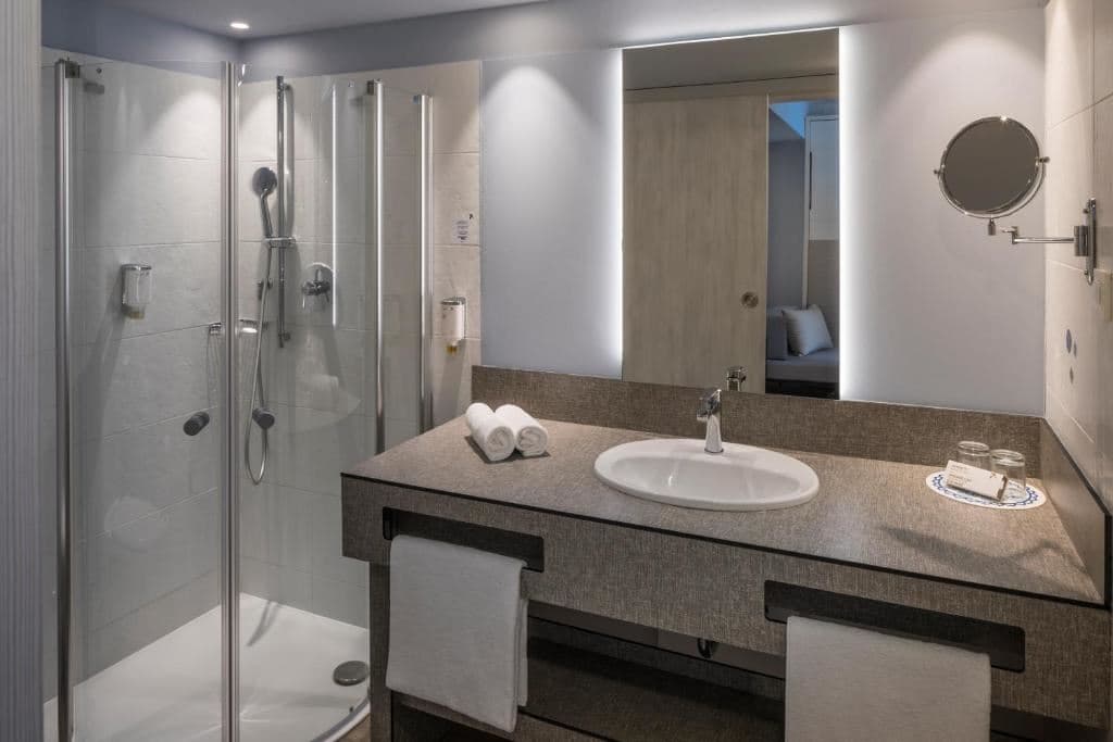 rooms-double-comfort-room