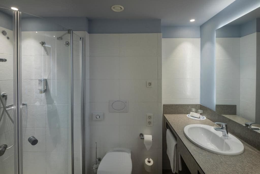 rooms-double-comfort-room