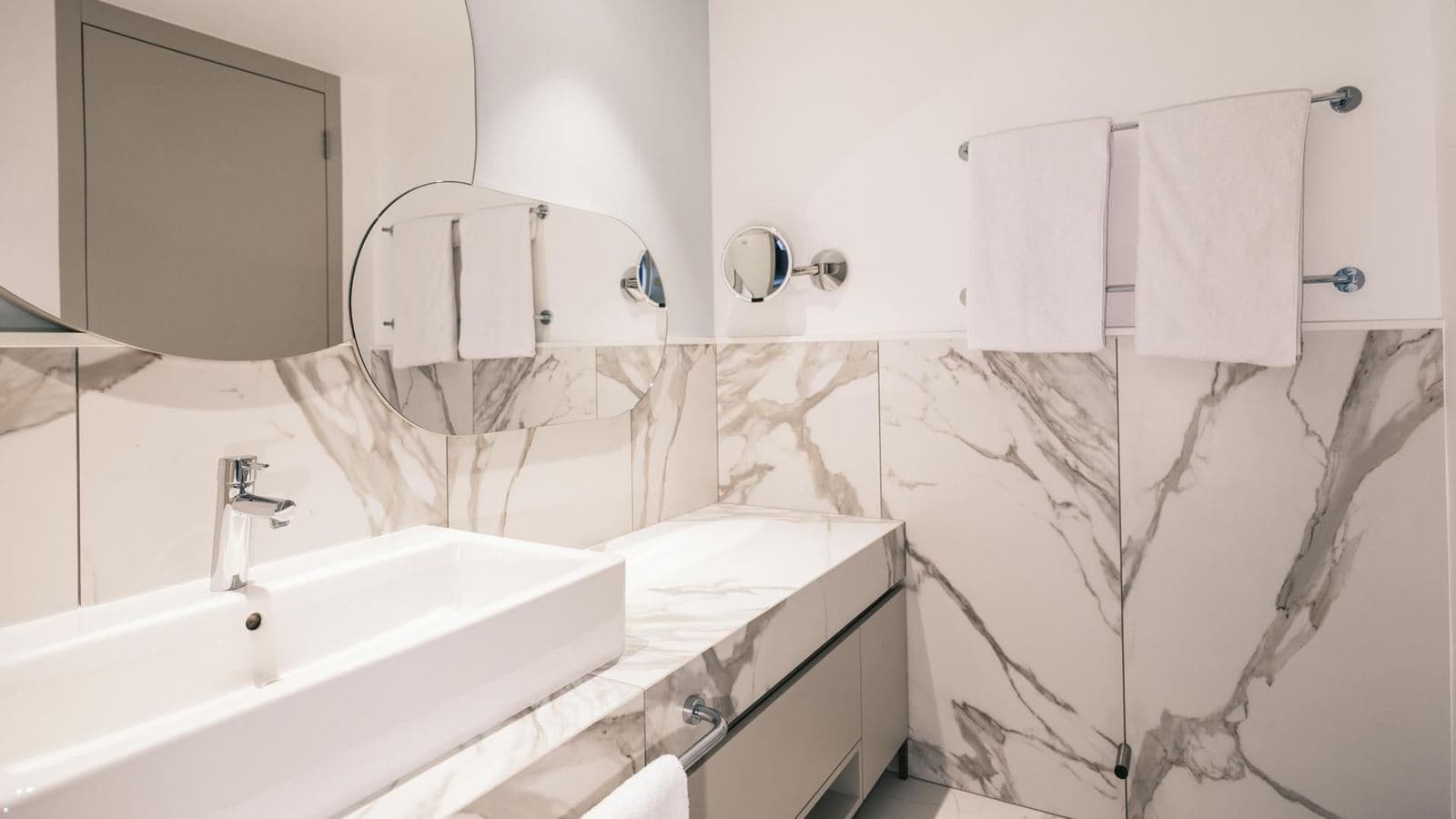 rooms-deluxe-familysuite-seaside