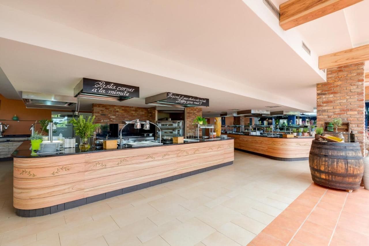 restaurants-restaurants