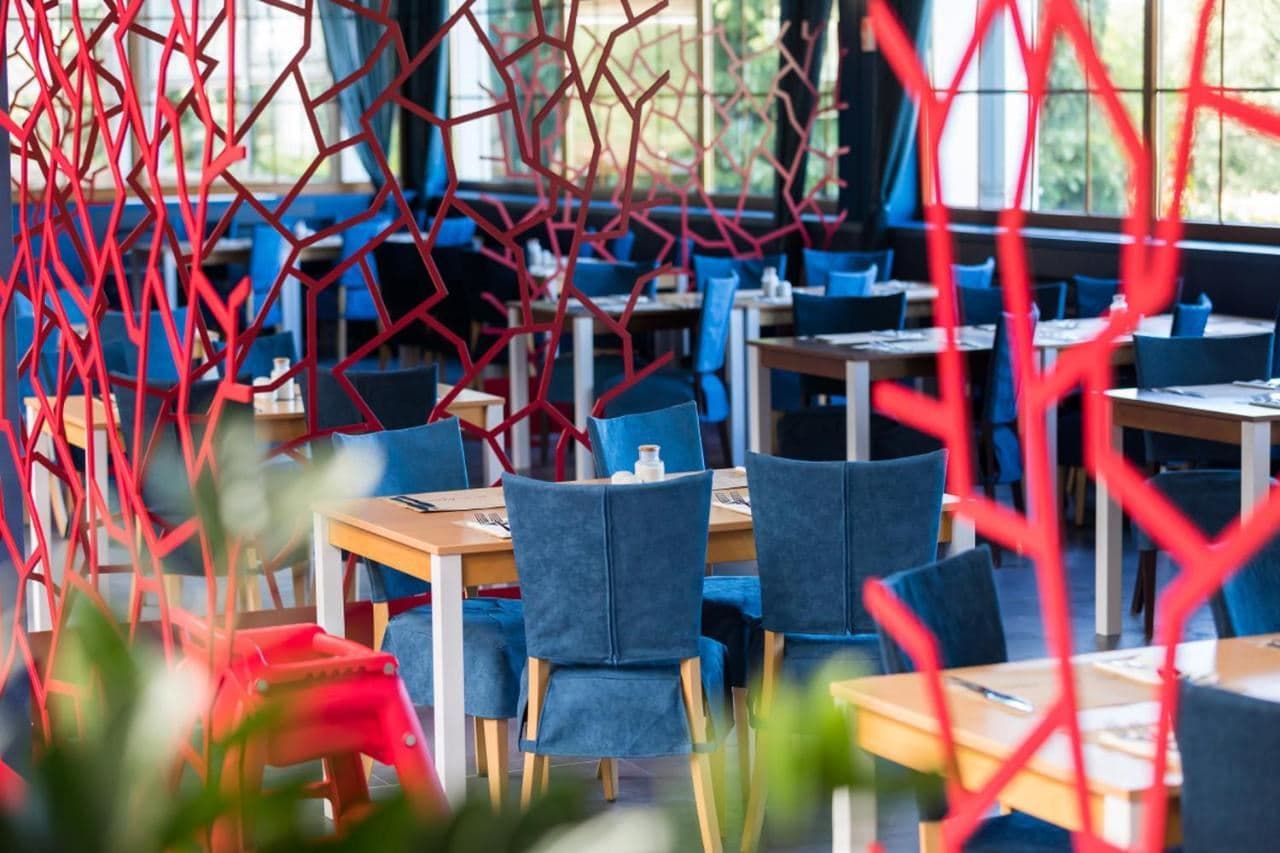 restaurants-restaurants
