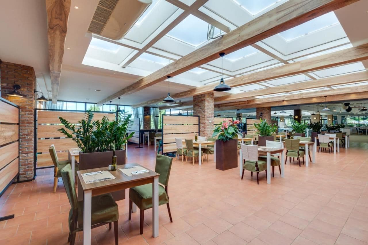restaurants-restaurants