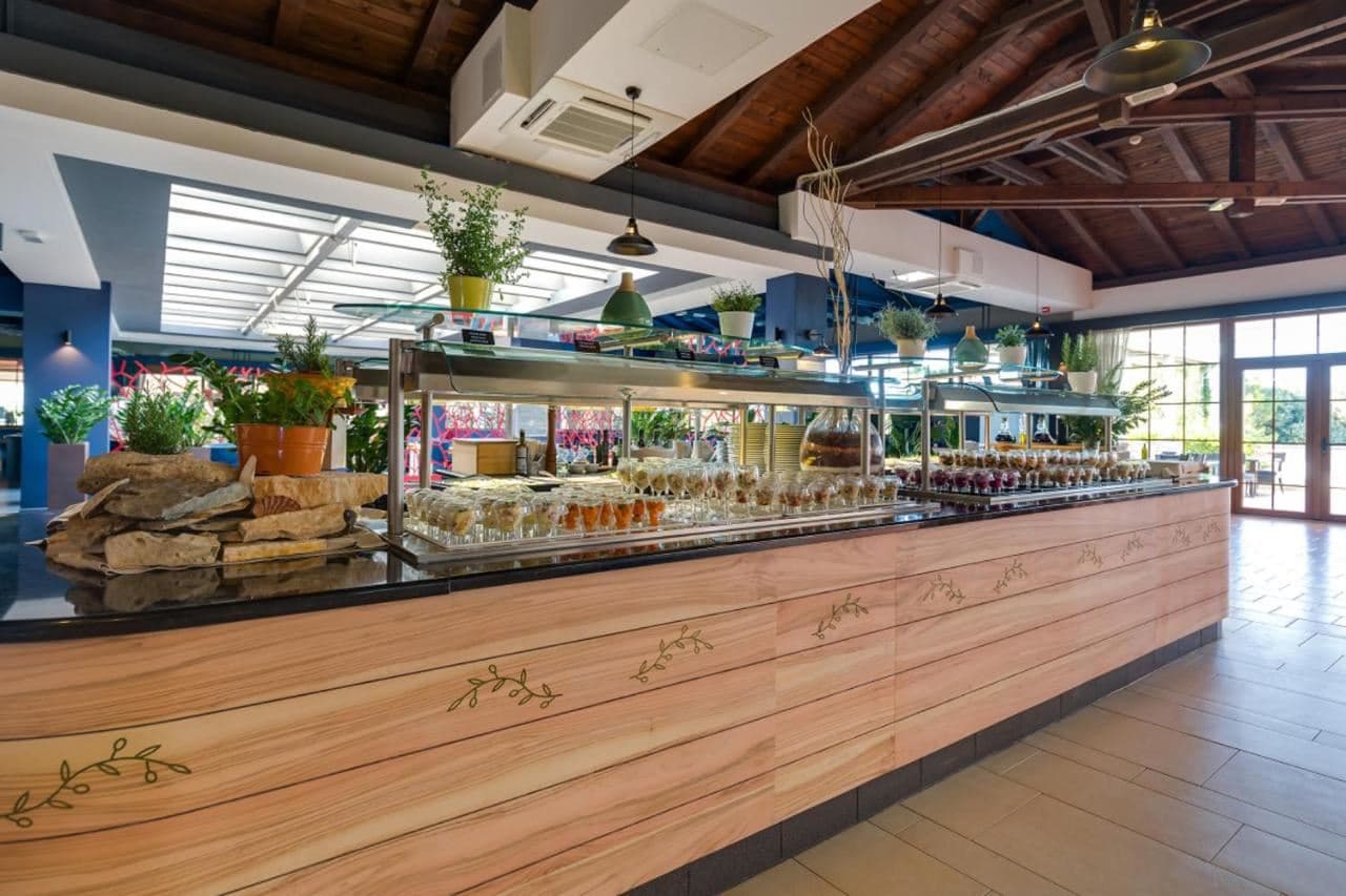restaurants-restaurants