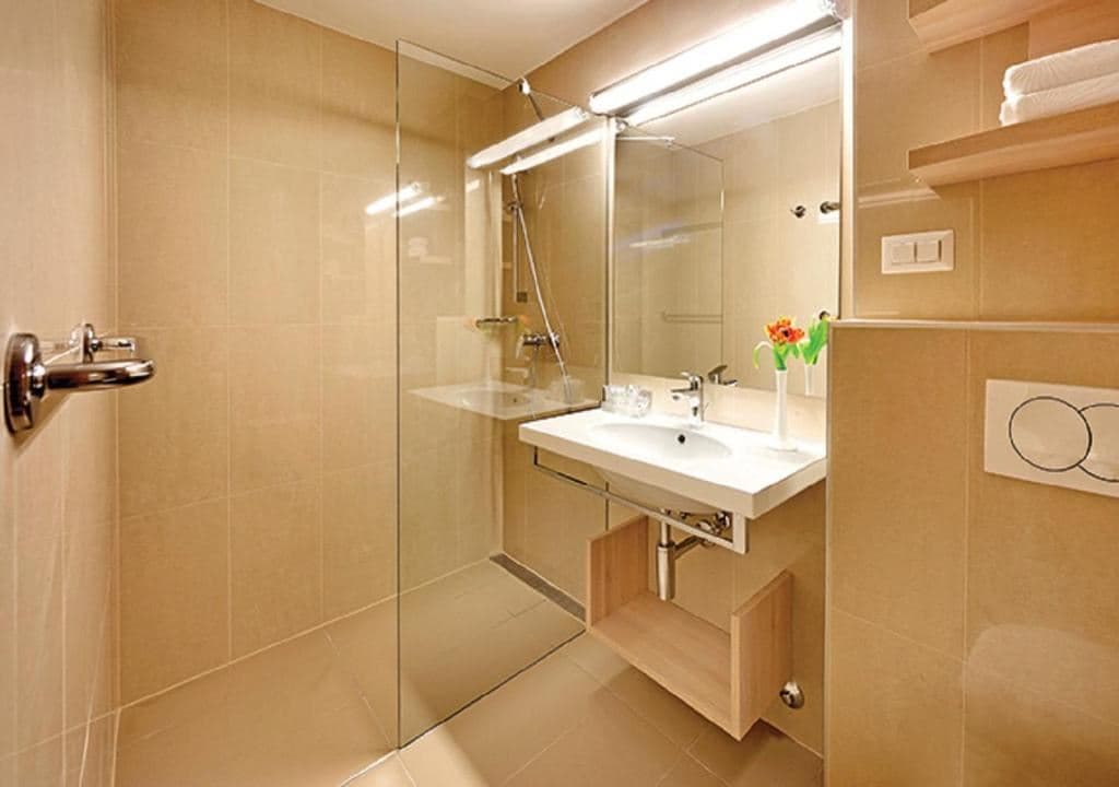 rooms-double-superior-room-balcony