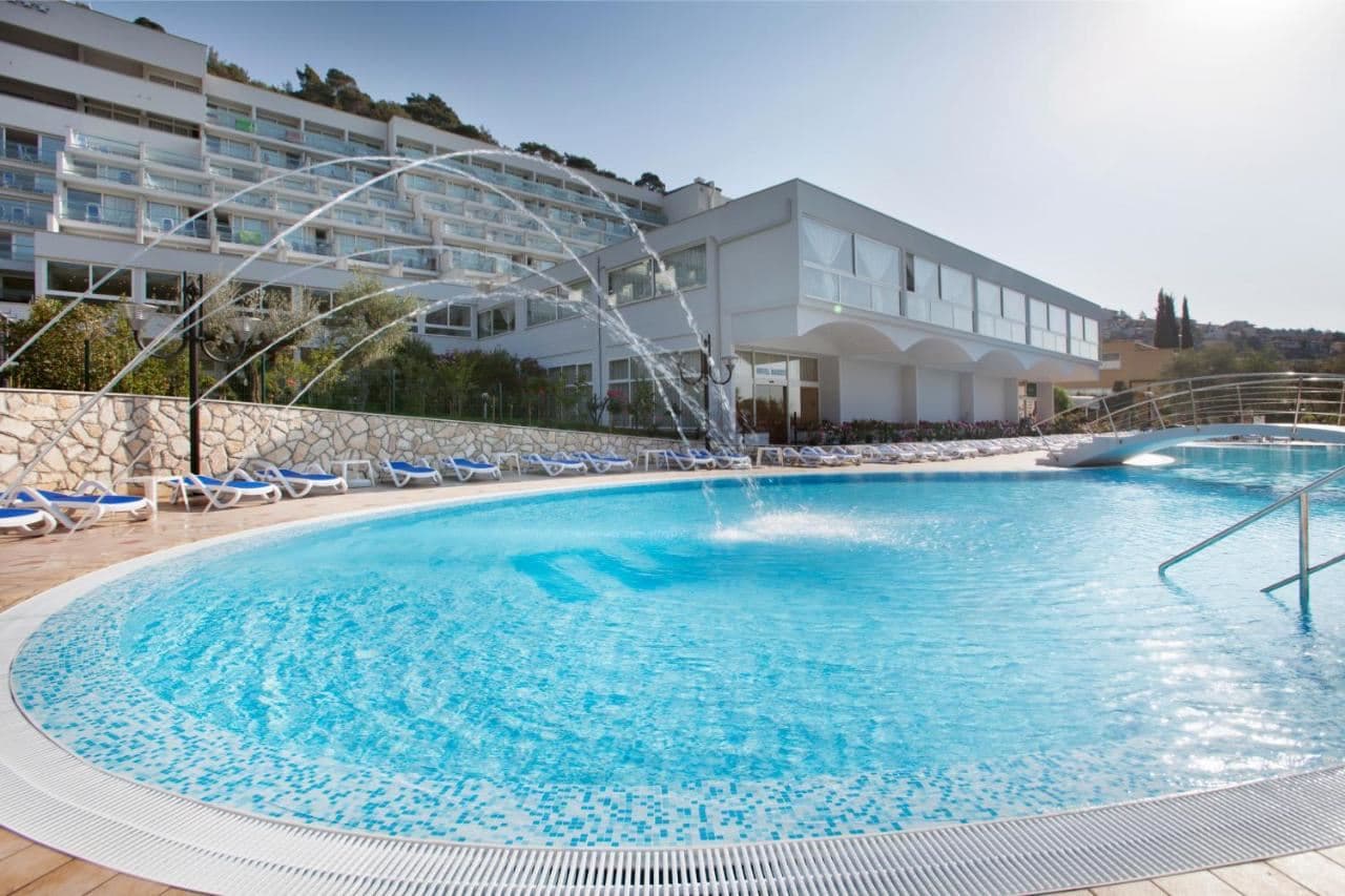 pools-pools