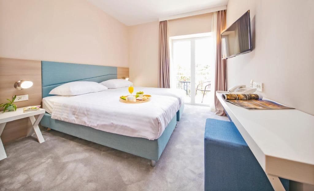 rooms-comfort-room-balcony
