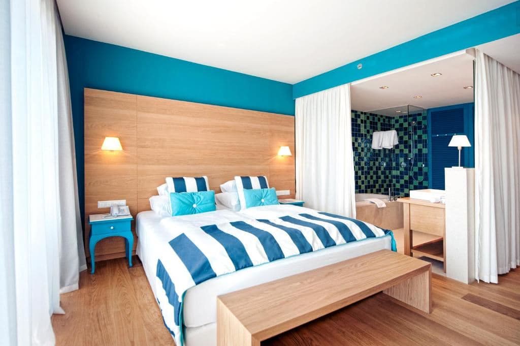 rooms-superior-room-park-view-balcony