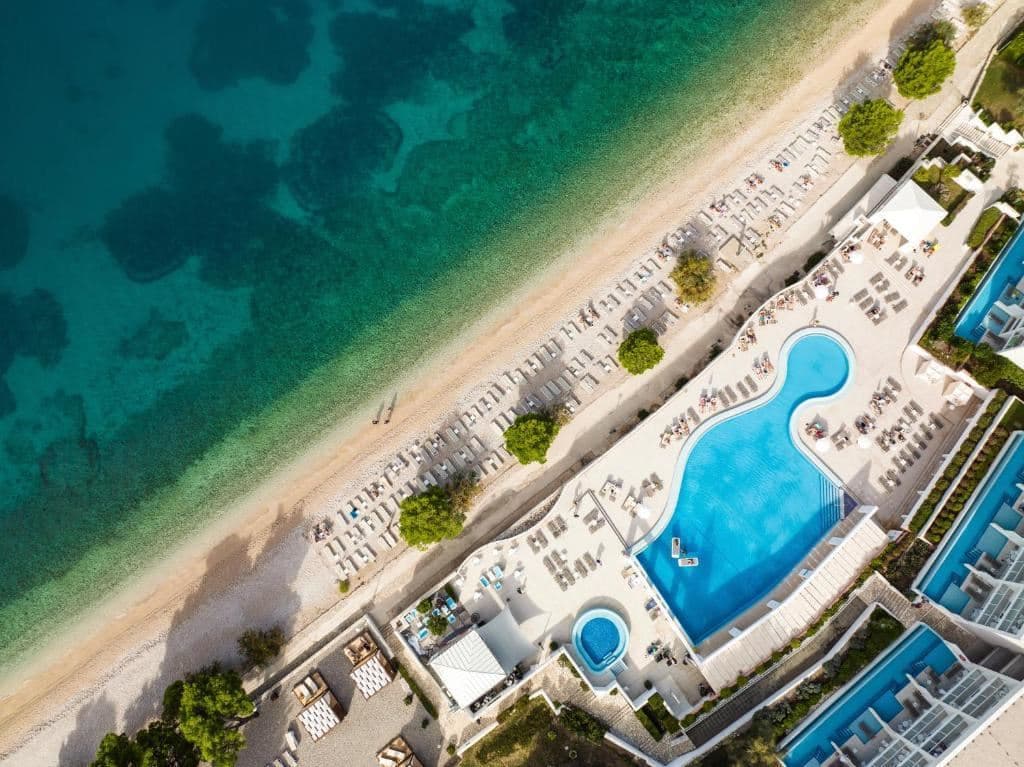 beach-main-building