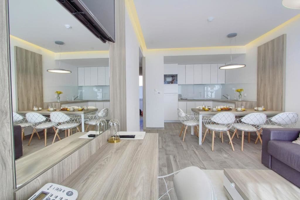 rooms-2-bedroom-premium-suite-seaview-balcony