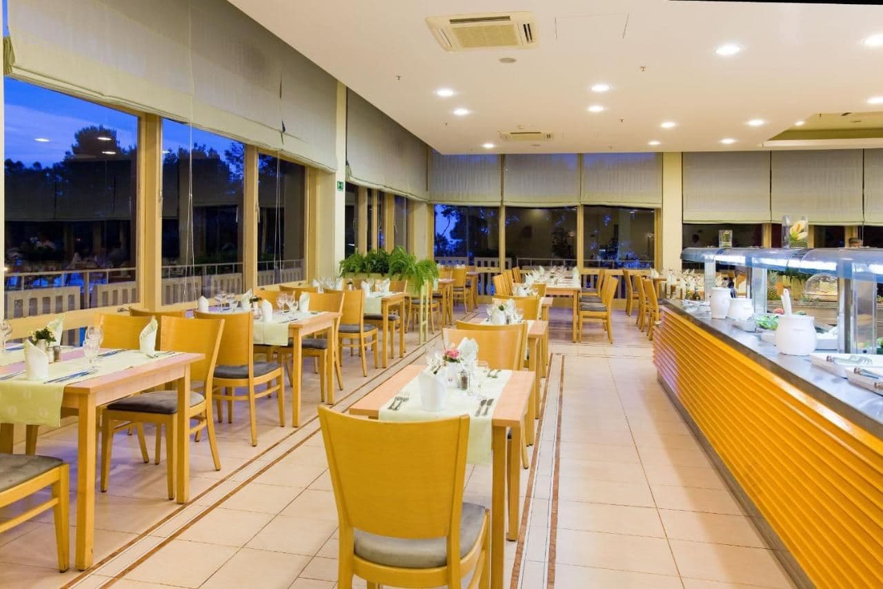 restaurants-restaurants