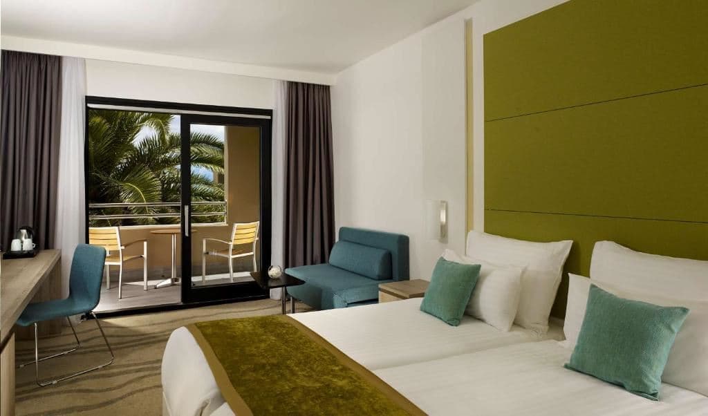 rooms-double-superior-room-park-view-balcony