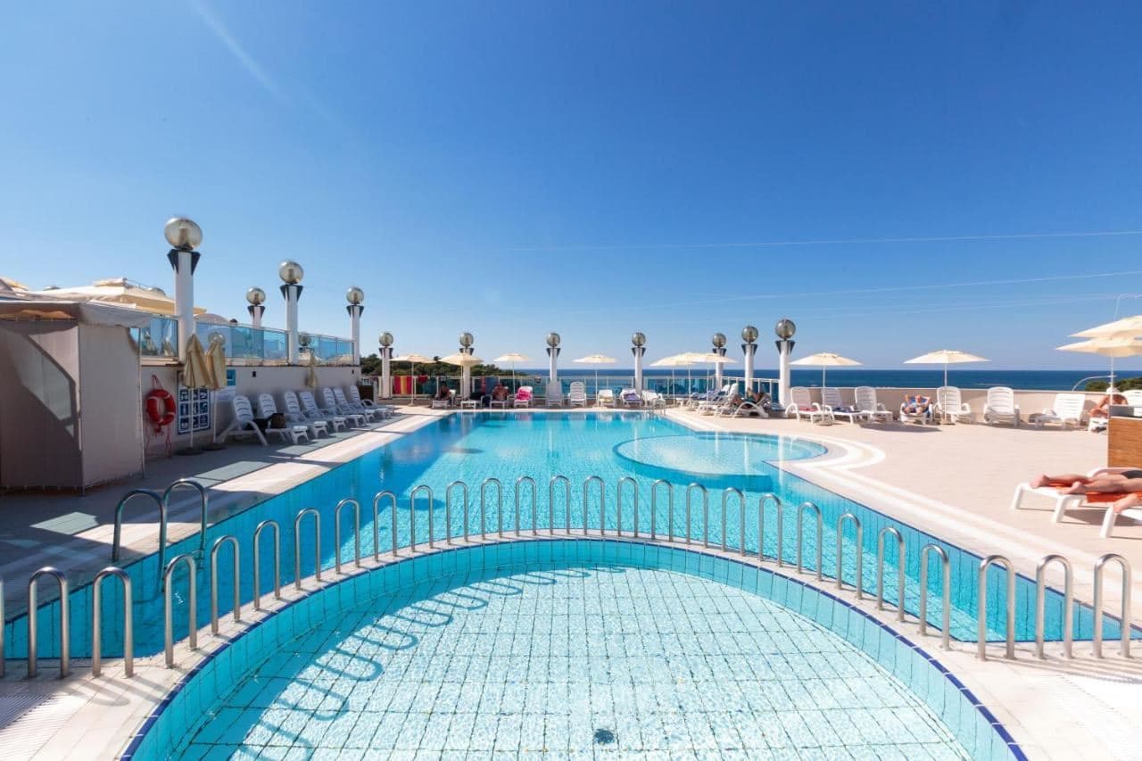 pools-pools