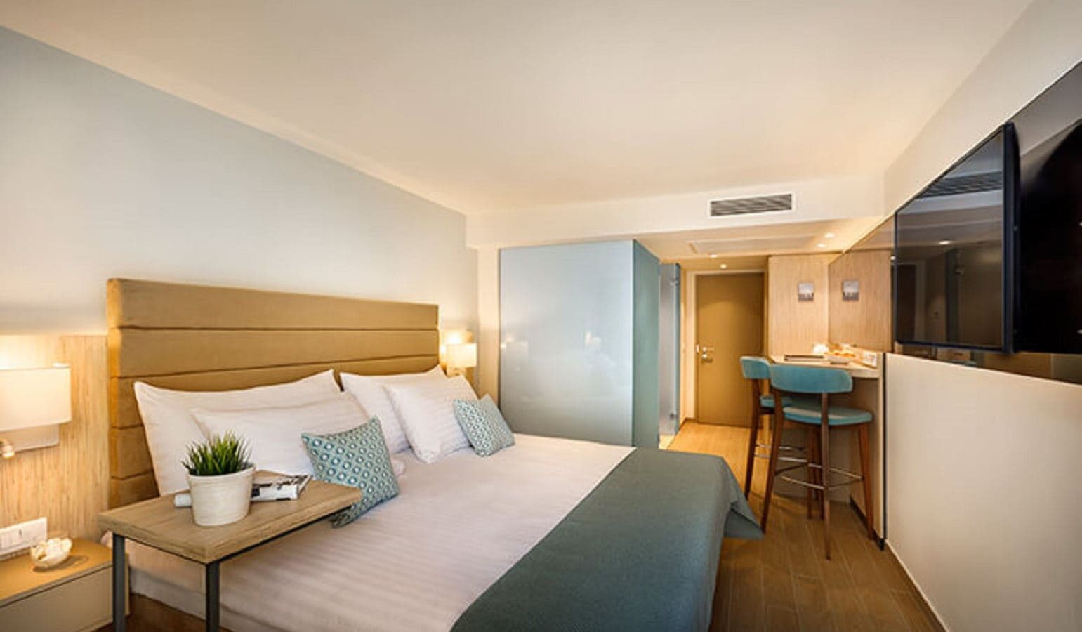rooms-double-superior-room-balcony